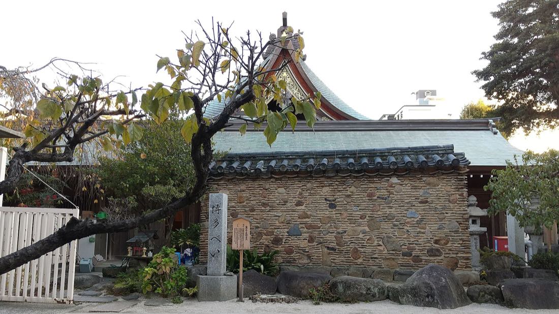 The Hakata clay wall and inner sanctuary of Kushida Shrine